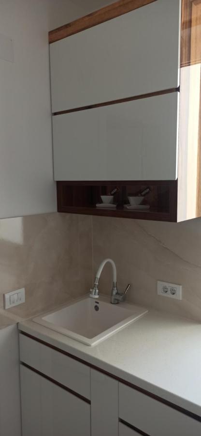 Lux Apartment 10 Center, Free Parking Ni المظهر الخارجي الصورة