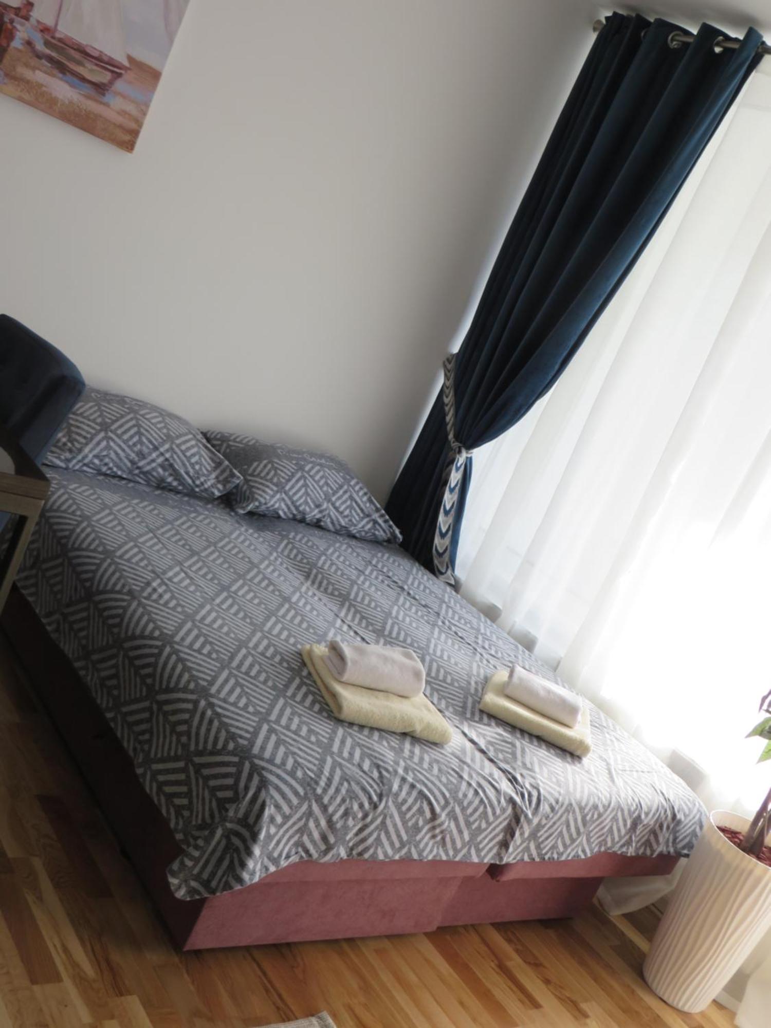 Lux Apartment 10 Center, Free Parking Ni المظهر الخارجي الصورة